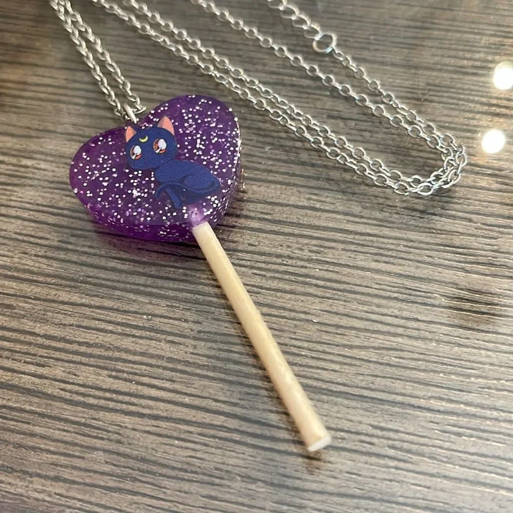 Sailor Moon Necklace Luna Hot Topic Cosplay Jewelry Glitter Purple Lollipop